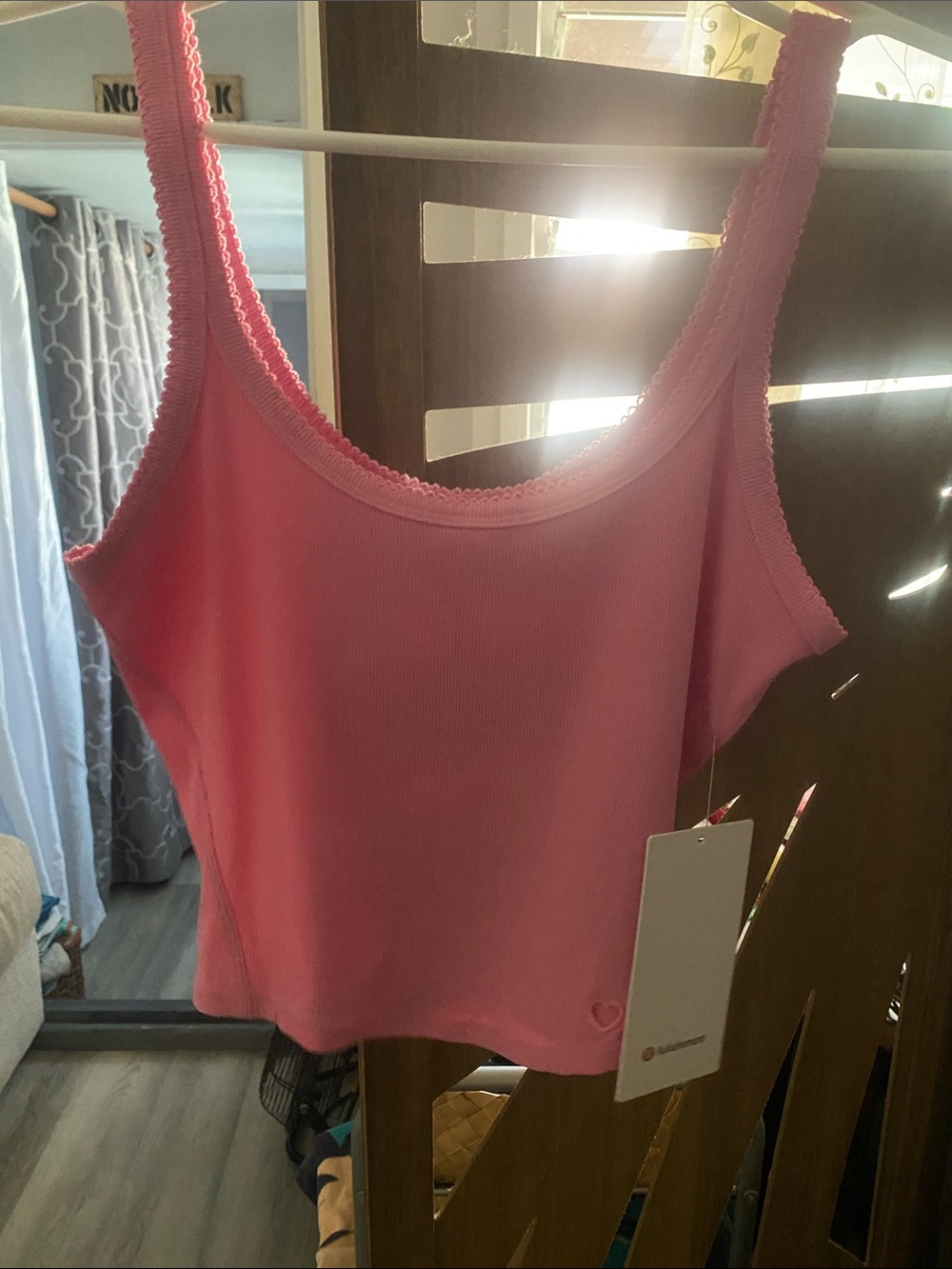 NWT Lululemon Nulu Rib Cropped Tank *Heart. Size Small